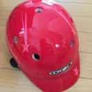 子供用ヘルメット 赤