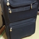 無料！　35ｘ20ｘ55ｃｍ　スーツケース　