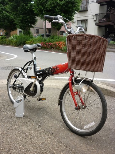 交換希望　使用回数少ない可愛いアシスト自転車です。