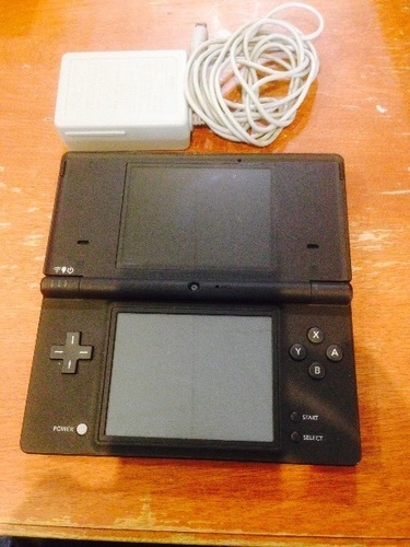 【近日処分！！】ニンテンドーDS（黒）、ソフト各種