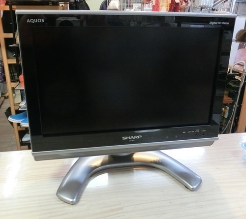 【販売終了致しました。ありがとうございます。】SHARP　16インチ　液晶テレビ　LC-16E1　2007年製　中古品