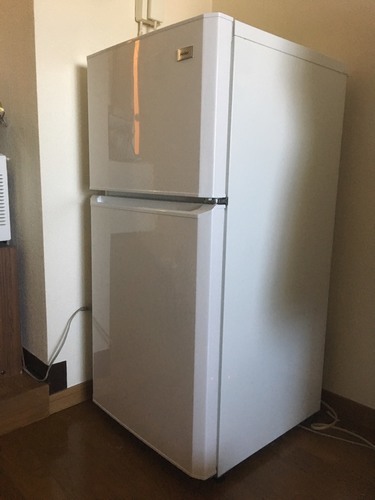 値下げしました！冷蔵庫　超美品！２０１2年製　ＨＡＩER  白　106Ｌ