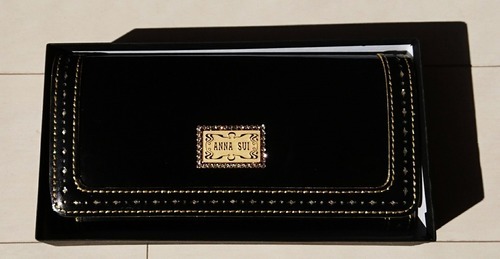 ☆新品未使用箱付☆アナスイ（ANNA SUI）　長財布