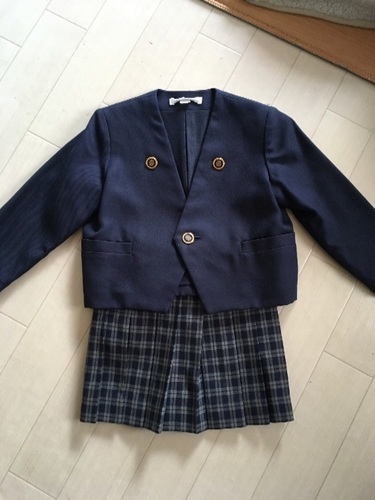 大阪市内 某私立幼稚園の制服 115 L まなもも 大阪のキッズ用品 子供服 の中古あげます 譲ります ジモティーで不用品の処分
