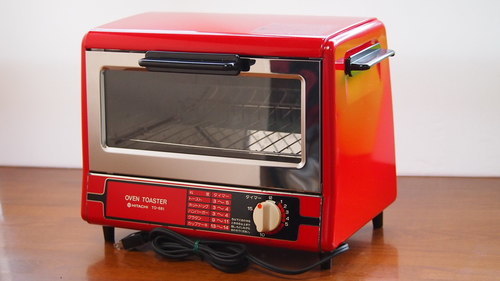 綺麗可愛いビンテージ レトロ赤色レッド 80年代前期オーブントースター日立製 たっつん 唐津のキッチン家電 オーブントースター の中古あげます 譲ります ジモティーで不用品の処分