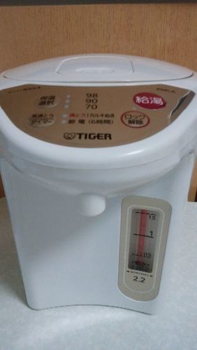 【終了】中古TIGERマイコン電動ポット(2.2L)2014年購入/自宅引取希望です
