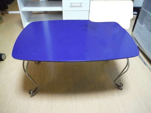 中古0円 シンプルライフ 猫脚テーブル 青 ひろふみ 牛津のテーブル 座卓 ローテーブル の中古あげます 譲ります ジモティーで不用品の処分