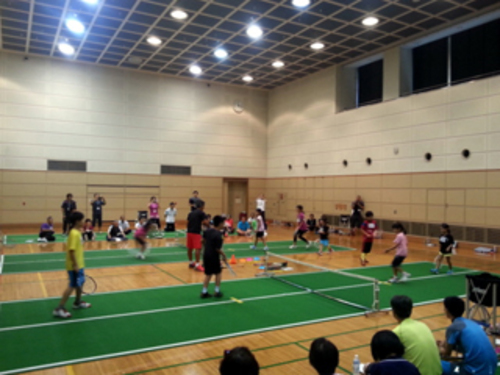 バウンドテニスやろうよ 室内で行うテニスと卓球を組み合わせた低予算でできるスポーツです オレンジ 四街道のその他のメンバー募集 無料掲載の掲示板 ジモティー バウンドテニスやろうよ 室内で行うテニスと卓球を組み合わせた低予算でできるスポーツです オレンジ 四街道のその他のメンバー募集 無料掲載の掲示板 ジモティー