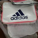 【新品未使用】人気！！adidas　エナメルバック　白×ピンク