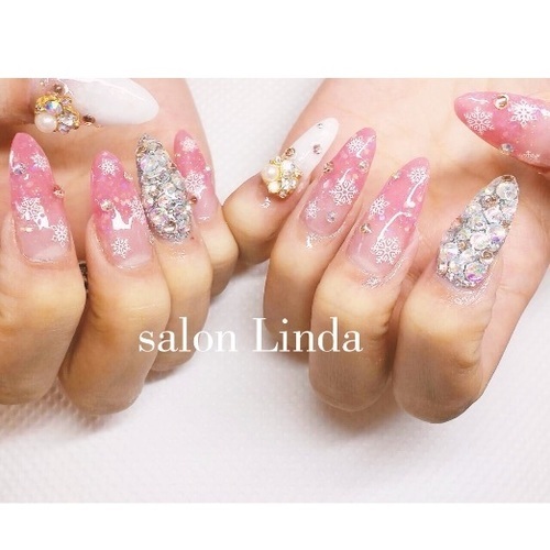 ネイリスト急募 遅番出れる方 Salonlinda 成田のネイルの無料求人広告 アルバイト バイト募集情報 ジモティー