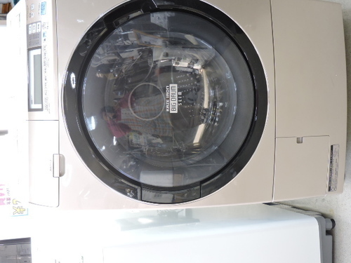 日立　ドラム式洗濯乾燥機　2011年製　BD-S74
