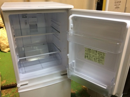 配送設置無料・半年保証】2015年製 冷蔵庫 SHARP SJ-D14A-W - 冷蔵庫 