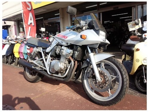 ご成約ありがとうございます。 NO.1291 GSX400Sカタナ 水冷4サイクル4気筒400CC ☆彡