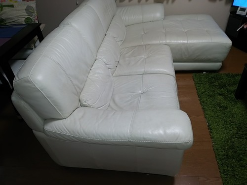 【中古】本革 大型ソファ 白色  (購入価格19万円)  奥行100cm×横幅240cm×高さ85cm  ★直接お渡し★