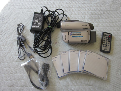 ソニーデジタルハンディカム　DCR-DVD403