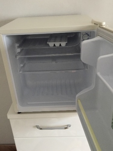 冷蔵庫8000円使用11ヶ月恵比寿