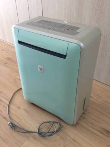 シャープ  除湿\u0026コンビニクーラー CV-S71C-W