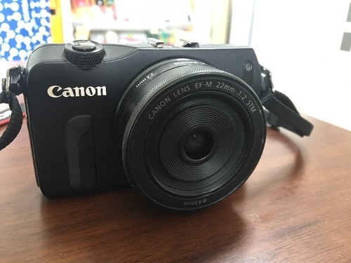 デジタル一眼 Canon EOS M本体＋レンズ