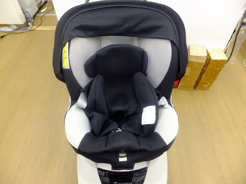 【引取限定 戸畑本店】 カーメイト チャイルドシート　ALB830
