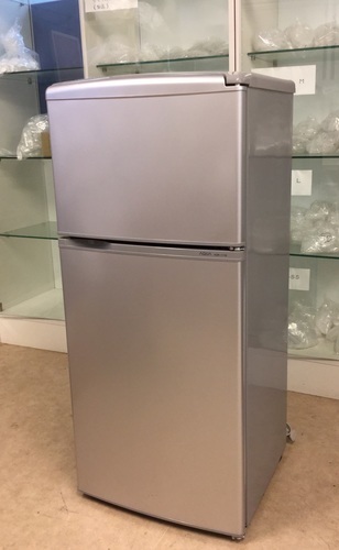 ＜美品＞アクア・2ドア直冷式冷凍冷蔵庫・AQR-111B＊109L・2013年製