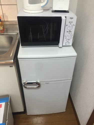 【急募】中古の冷蔵庫・洗濯機・電子レンジ・電気ケトルの4点セットが1.2万円