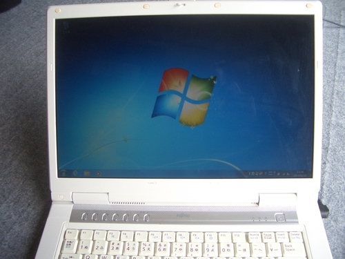 ノートパソコン　FMV  BIBLO NF70U すぐに使用できます