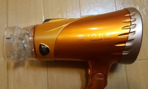 ヘアドライヤー売ります。
