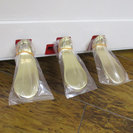 素敵な憧れの白色新品ピアノ。しかもオシャレなデザインネコ脚仕様