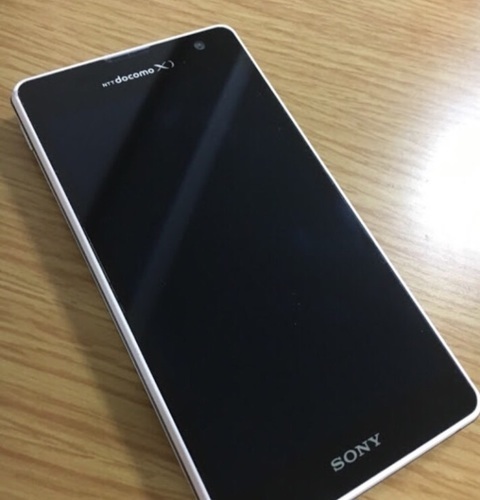 DoCoMo スマホ Xperia Xi SO-04D