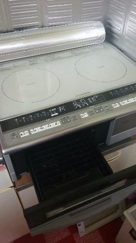 最終値下！日立IHクッキングヒーター！グリル付２口コンロです。
