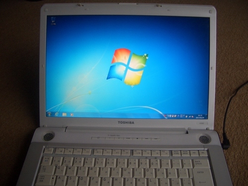 Windows7 東芝　dynabook  AX/62DY