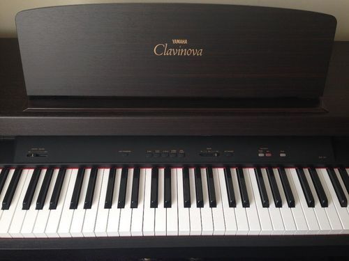 【配達可】ヤマハ 電子ピアノ Clavinova 【CLP-311】