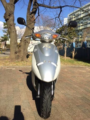 AF56、ホンダ、ディオ、優れたエンジン、水冷バイク。両方のタイヤはほぼ新品です。