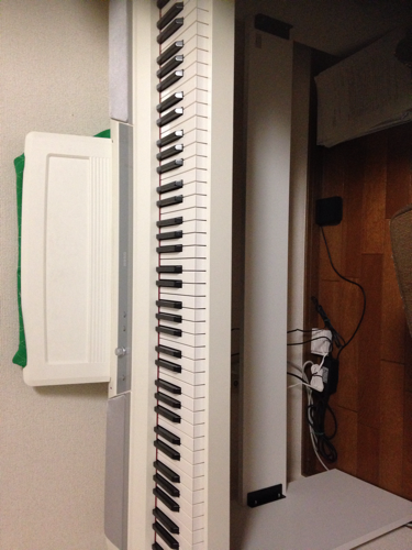 【お譲り先決定】電子ピアノ  台付き KORG SP-170S