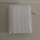 【無料】ホワイトミニ財布