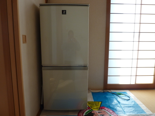 【取引中】シャープ　プラズマクラスタ冷凍冷蔵庫　２ドア（SJ-PD14T-N　2011年製）