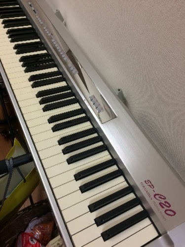 電子ピアノ コロンビア