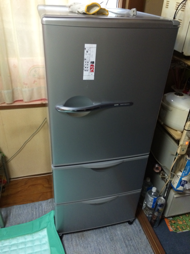 SANYO2011年式冷蔵庫 最終値下げ