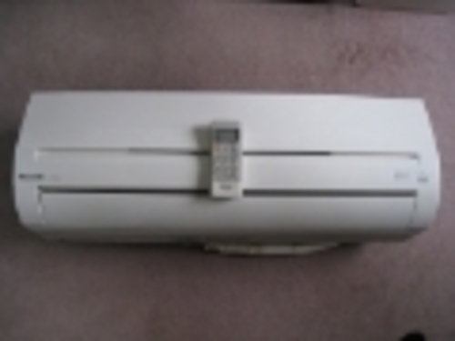 工事込￥30000-(税別)中古エアコン６畳用　Panasonic２００９年モデル型名CS-２２RKH-W只今！古いエアコンの取り外し処分無料キャンペーン実施中
