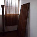 竹カーテン。吊り元の布部分に経年汚れありあり。竹はまだまだいけます。