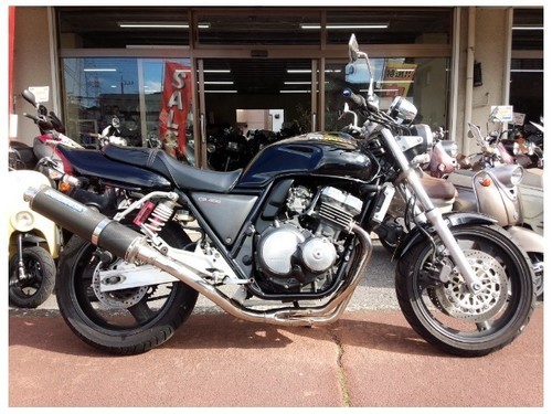 ご成約ありがとうございます。 NO.1305 CB400SF 水冷4サイクル4気筒400CC OVERカーボン集合マフラー 車検残有り ☆彡