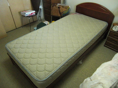 ｼﾝｸﾞﾙﾍﾞｯﾄﾞ(Marshall Bed) 2台