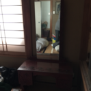 鎌倉彫の一面鏡差し上げます。取りに来て下さい。