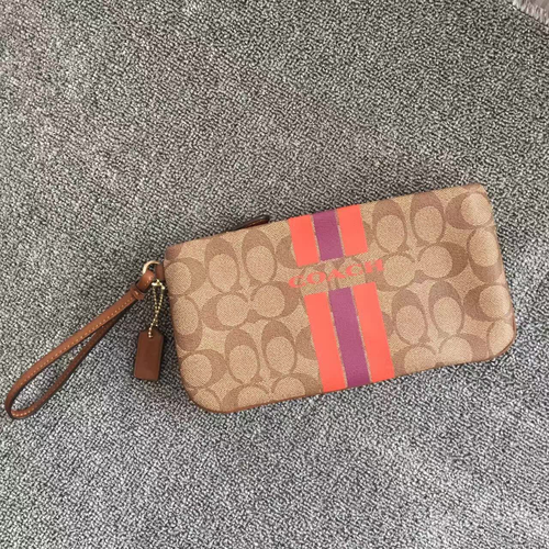 coach のミニポーチ