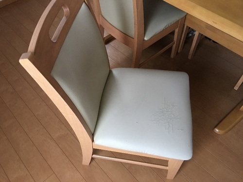【3月12日締め】テーブルと椅子4脚セット
