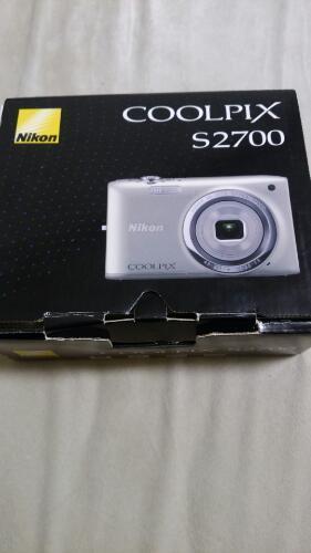 デジカメ Nikon S2700 新品 未使用