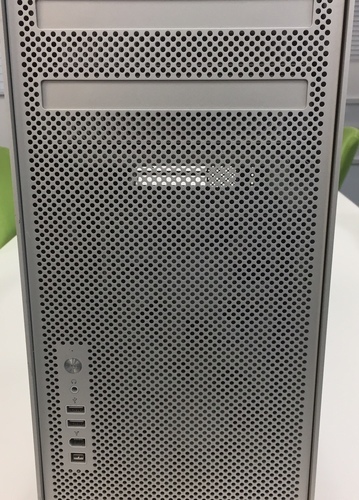 【中古　パソコン　ジャンク品】MacPro A1186　本体（送料別）