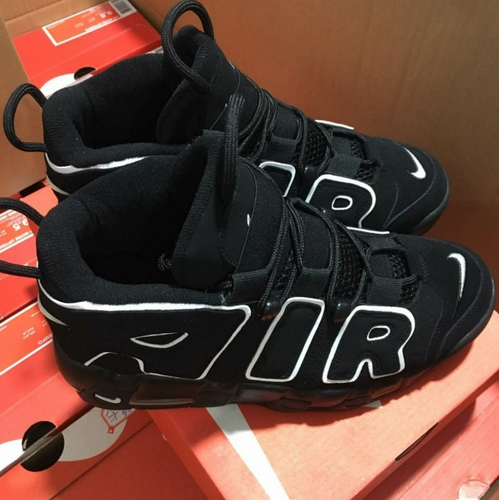 国内未発売 NIKE AIR MORE UPTEMPO