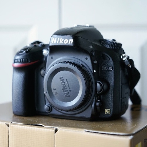 ニコン Nikon D600 美品 ボディ | camarajeriquara.sp.gov.br