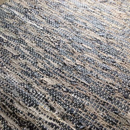 カウレザー（本牛皮）織り　ビンテージラグ　140×200